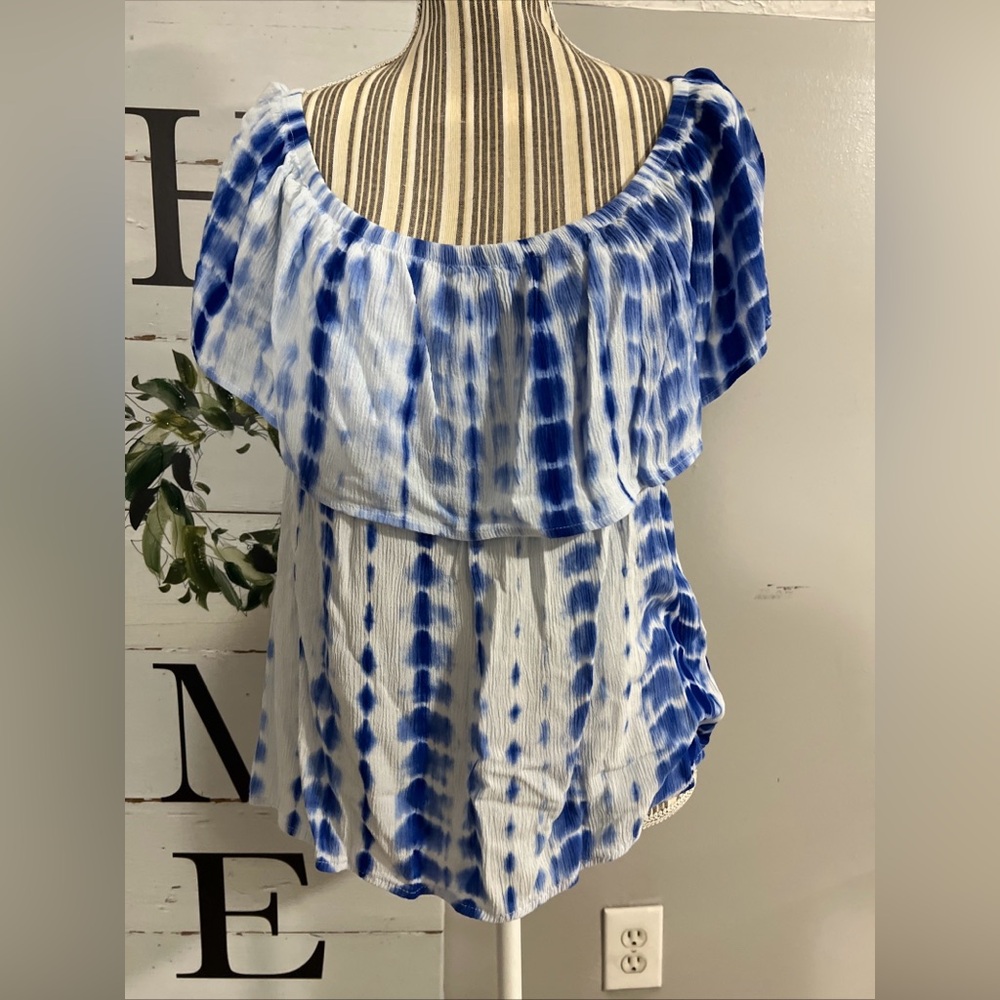 Forever 21 Tie-Dye Off-Shoulder Blouse